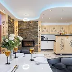 Unique For 6 People In With Access To Sauna By Renters