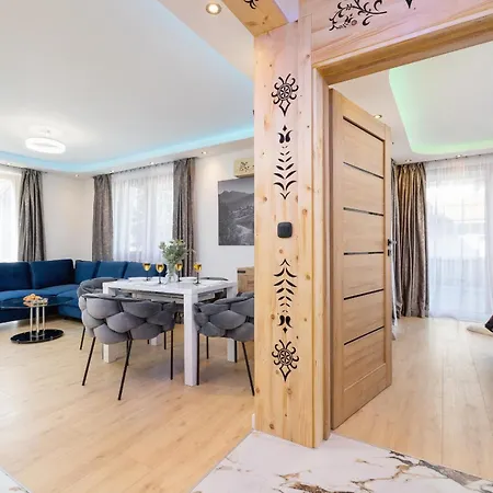 Unique For 6 People In With Access To Sauna By Renters *